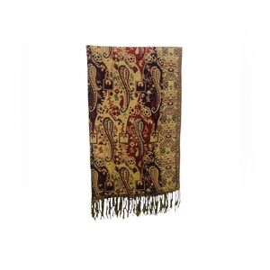 Elegant Paisley Scarf with Fringe🧣